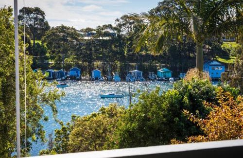 Narooma House | 19 Lakeview Drive Narooma