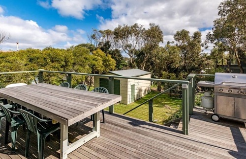 Sandy Point House | 19 Park Avenue, Sandy Point