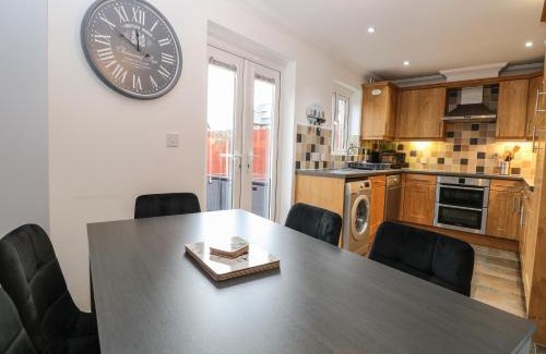 Hemsby House | 19 Stablefield Way