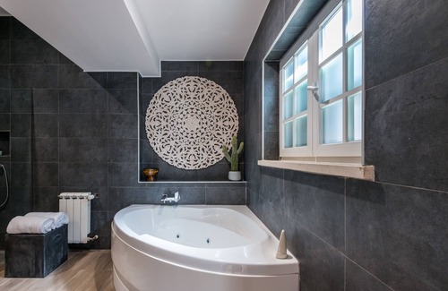 Nossa Senhora do Populo Bed & Breakfast | 19 Tile Ceramic Concept - by Unlock Hotels