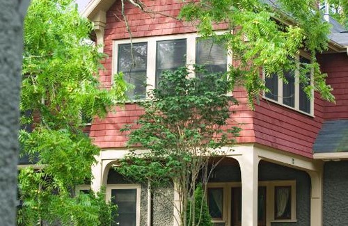 Historic Montford Bed & Breakfast | 1900 Inn on Montford