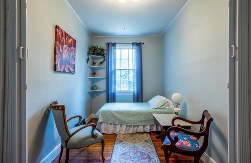 Richmond Other | 1900's Tuckahoe Farmhouse, a stroll away from Thomas Jefferson's childhood home
