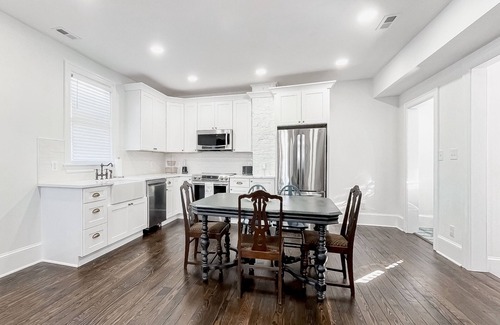 West Fairfax House | 1900s farmhouse with yard games, firepit, & renovated interior - dog-friendly