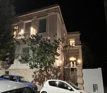 Chios House | 1906 Citygarden