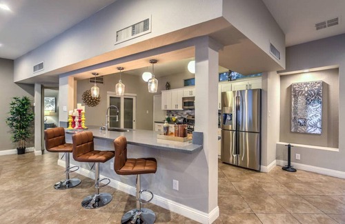 Las Vegas House | 1908 · Vintage Vegas Estate! Unique & Gorgeous!