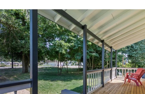 Carnation House | 1910 historic lord house **640 mbps fast internet**