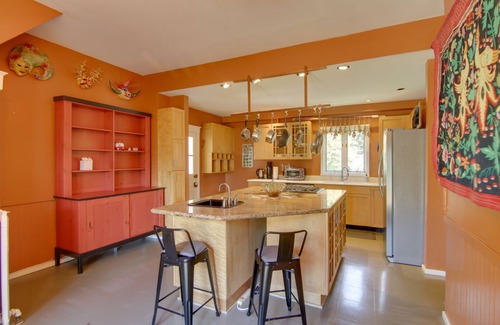 Cambridge House | 1915 Historic Cambridge Property w/Fire Pit!