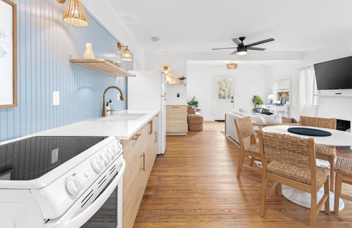 St. Augustine Cottage | 1920's Cottage by the Coast — 5 minutes from downtown