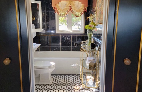 Upper East House | 1920's Spanish Colonial romanic villa, minutes from the beach