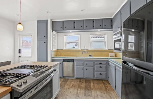 Tustin House | 1920's Spanish Revival Home