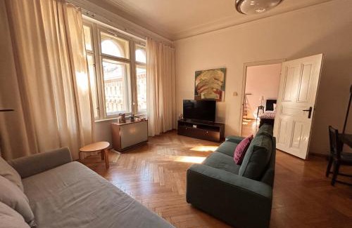 Nove Mesto Apartment | 1920s Charm apartment by Jerusalem Synagogue in Old Town Center