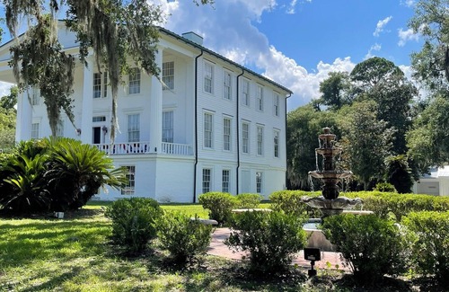 St. Marys House | 1921 Osborne Suite 5 Unit C