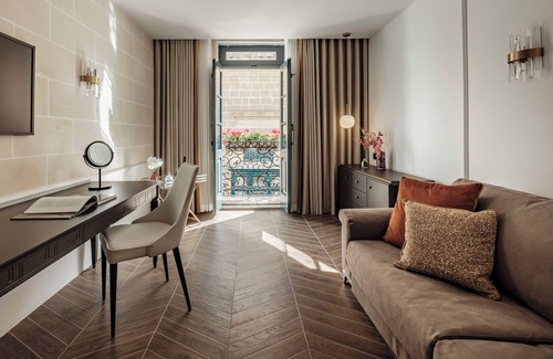 Valletta Hotel | 1926 La Galerie Boutique Art Suites