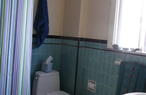 Oakland Ave - Harrison St House | 1927 Arts and Crafts Mediterranean-Style 2 Bdrm 2 BA House