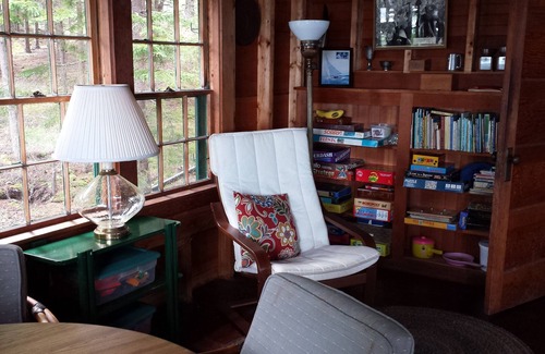 Brooksville Cottage | 1930's Private Oceanfront Cottage