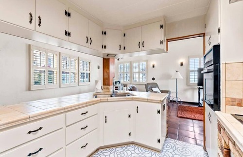 Capitola House | 1940's Capitola Village Rental - steps from beach