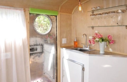 La Cienaga House | 1948 Spartan Camper - Vintage feel, beautifully renovated!