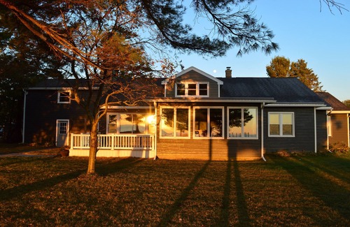 Oscoda House | 195' of sandy private beach! 5 Bedrooms, Game room - Luxurious Getaway!