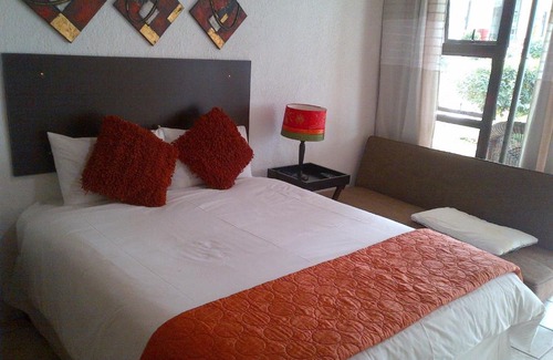 Newcastle Bed & Breakfast | 196 on Victoria B&B