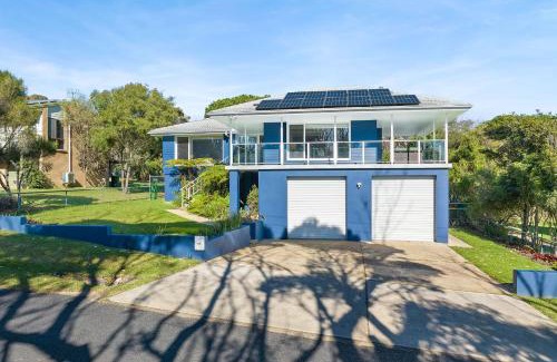 Mystery Bay House | 198 Mystery Bay Road, Mystery Bay
