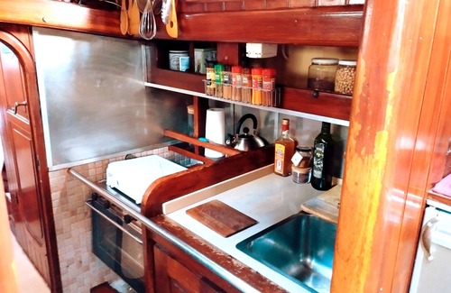 Las Palmas de Gran Canaria Boat Rental | 1983goleta