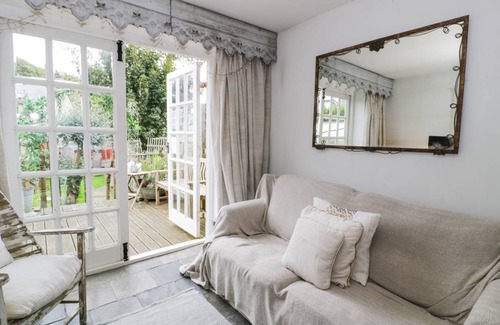 Rhyd-y-clafdy Cottage | 19A Kingshead Street