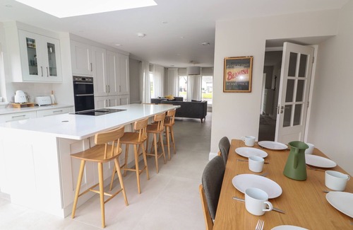 Fenit Cottage | 19A LIGHTHOUSE VILLAGE, family friendly in Fenit, County Kerry