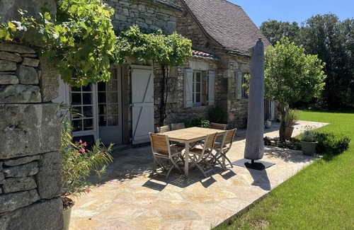 Corn House | 19th century house of charm and character in the absolute calm countryside.