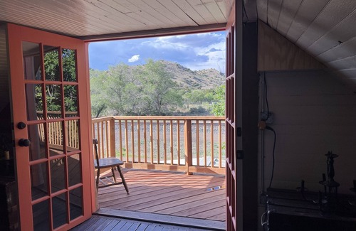 Cerrillos House | 19th Century casita & historical little town for the whole family! n-sleeps 6