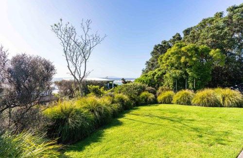 Mangawhai Heads House | 19th Hole Getaway - Mangawhai Holiday Home