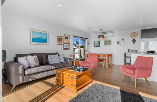 Mangawhai Heads House | 19th Hole Getaway - Mangawhai Holiday Home
