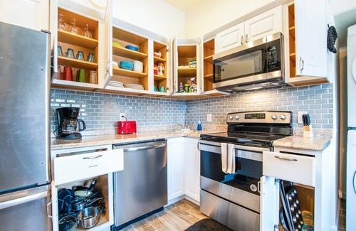 Coolidge Apartment | 1A- Coolidge AZ 1bd fully furnished w amenities 1A heated pool year round