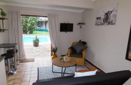 Kei Mouth Apartment | 1A @ Thatches