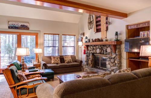 North Wawona Ski Chalet | 1A Wawona Retreat