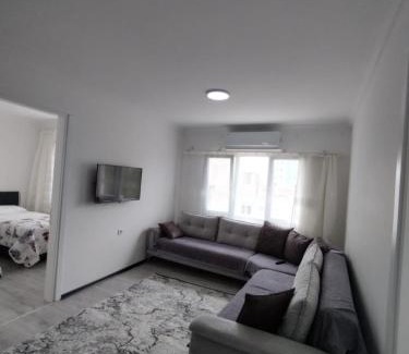 Bornova Apartment | 1Aileye-Firma Çalışanlarına EGE Üniversite & Hastanesi YAKINI