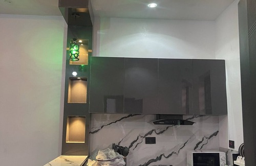 Lagos Apartment | 1and 2 beds. apt.in beautiful Lagos with AC, WiFi,24hrs power by solar, 100% se