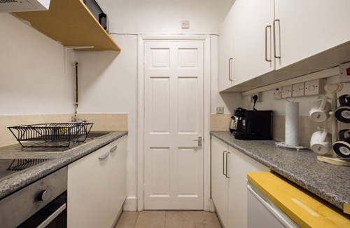 Grove Green Apartment | 1BD Apartment near Olympic Park, East London - Baby & Pet-Friendly