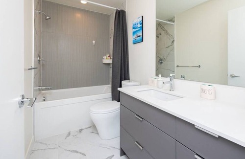Tsawwassen Condo | 1BD Tsawwassen Gem with free parking on premises