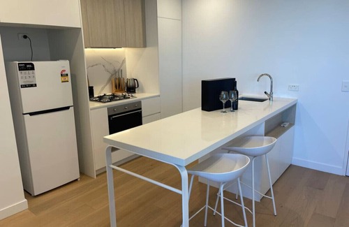 Box Hill Apartment | 1bed 1bath apartment in Box Hill
