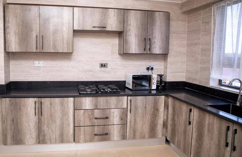 Accra Apartment | 1Bed Apartment - Rooftop Terrace, Parking, Wifi