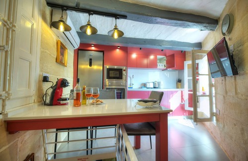 Valletta House | 1bedroom with amazing views in Valletta center JSPI1-1