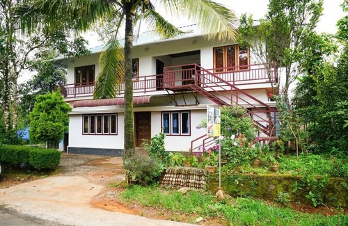 Devikolam House | 1BHK Charming Home Stay near Chengulam Reservoir