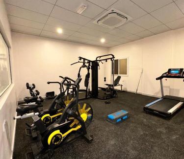 Al Ghubrah Ash Shamaliyyah Apartment | 1bhk on beach