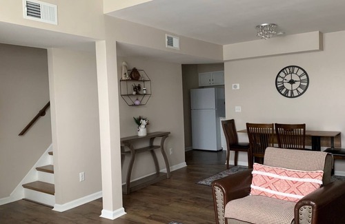Windsor Locks Condo | 1BR/1.5BA Entire Loft Condo near Bradley Airport 30+ days