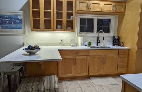 Saugatuck Condo | 1BR; 1 Bath Cozy Lakefront Apt; 1 Block from Downtown Saugatuck!