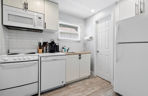 Parker Ridge Cottage | 1BR/1BA Design District Cottage - 8 Min drive from Downtown WPB