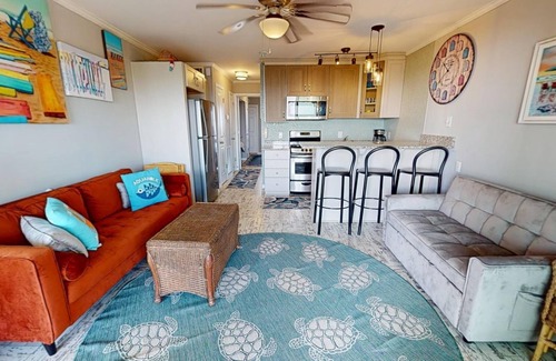 Isle of Palms Condo | 1Br/1BA ~ Sea Cabin in the heart of IOP