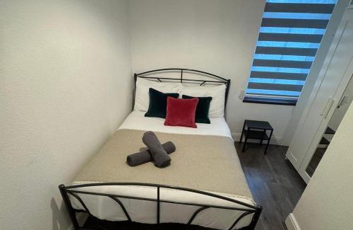 Wigston Apartment | 1br-2guests-freeparking-wifi-tv