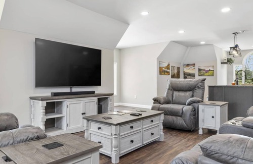 Piney Flats Apartment | 1BR Apartment near Bristol Motor Speedway