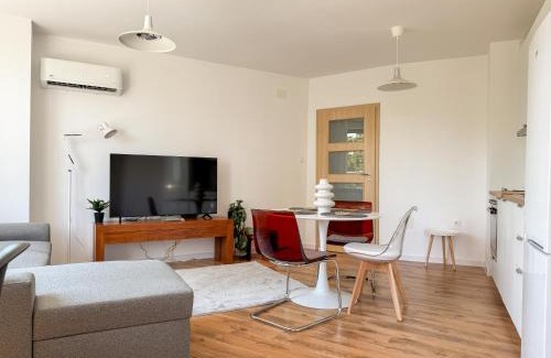 Plovdiv Apartment | 1BR Apartment with a Designated Workspace, Free Street Parking and Free Gym Pass